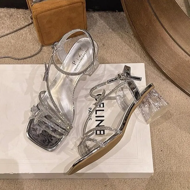 صنادل نسائية موديل 2025 بكعب عريض جديد للفتيات للربيع مكتنزة ريترو عالية الراحة موضة حجر الراين فضائح السيدات مضخات كريستال #4