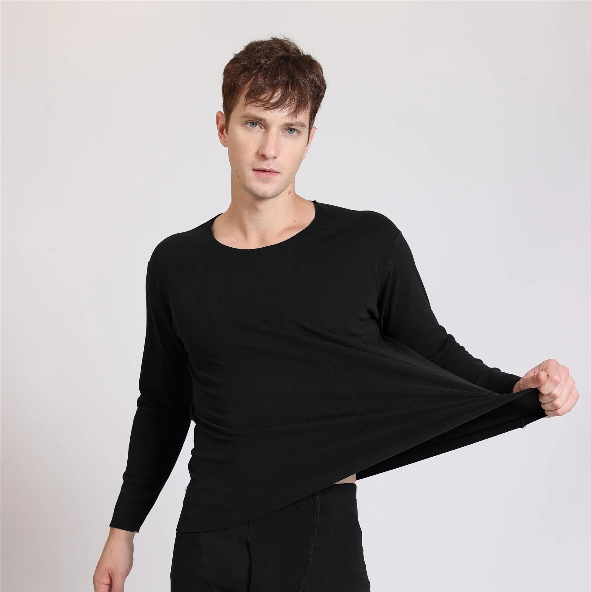 1pcs Autumn Winter Seamless Men\'s Long-sleeved Thermal Underwear Man Plus Size Round Neck Thin velvet Autumn clothes Tops XL-7XL