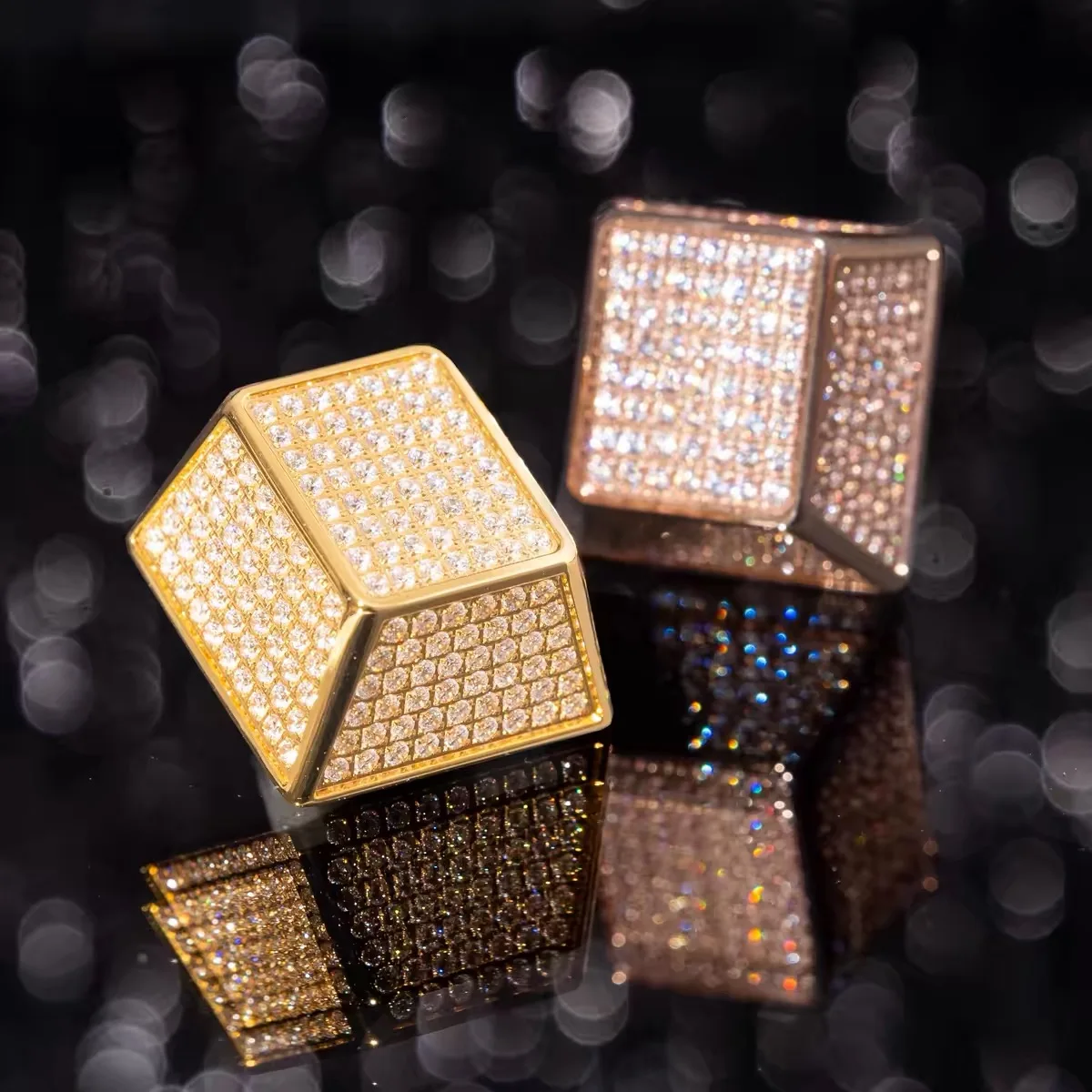 BLACKeys Titanium alloy keycaps with gemstones, featuring star-shaped design.