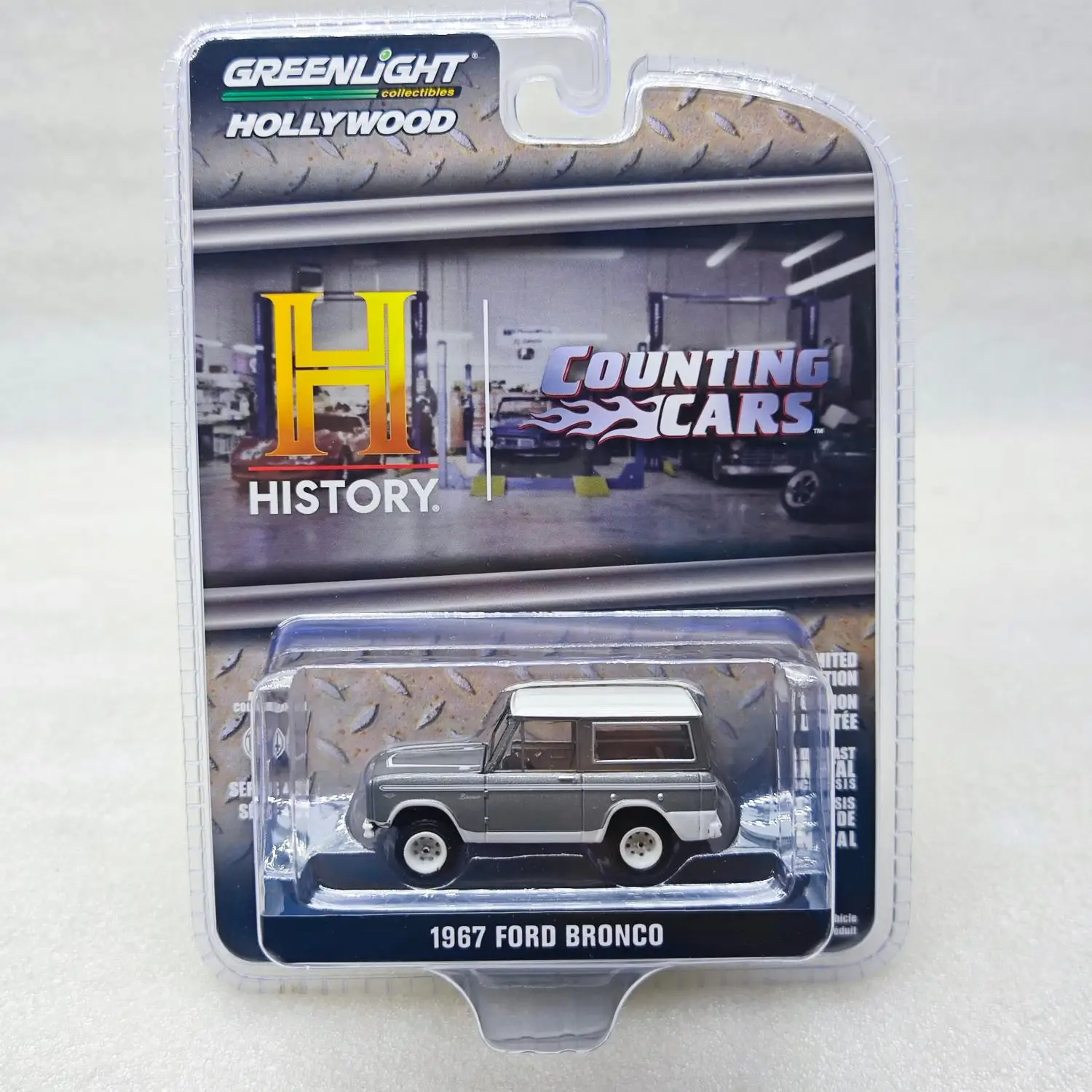 

GreenLight 1:64 Counting Cars 1967 Ford Bronco 62030-E Simulation Alloy Mini Car Model Collection Ornament Kid's Gift