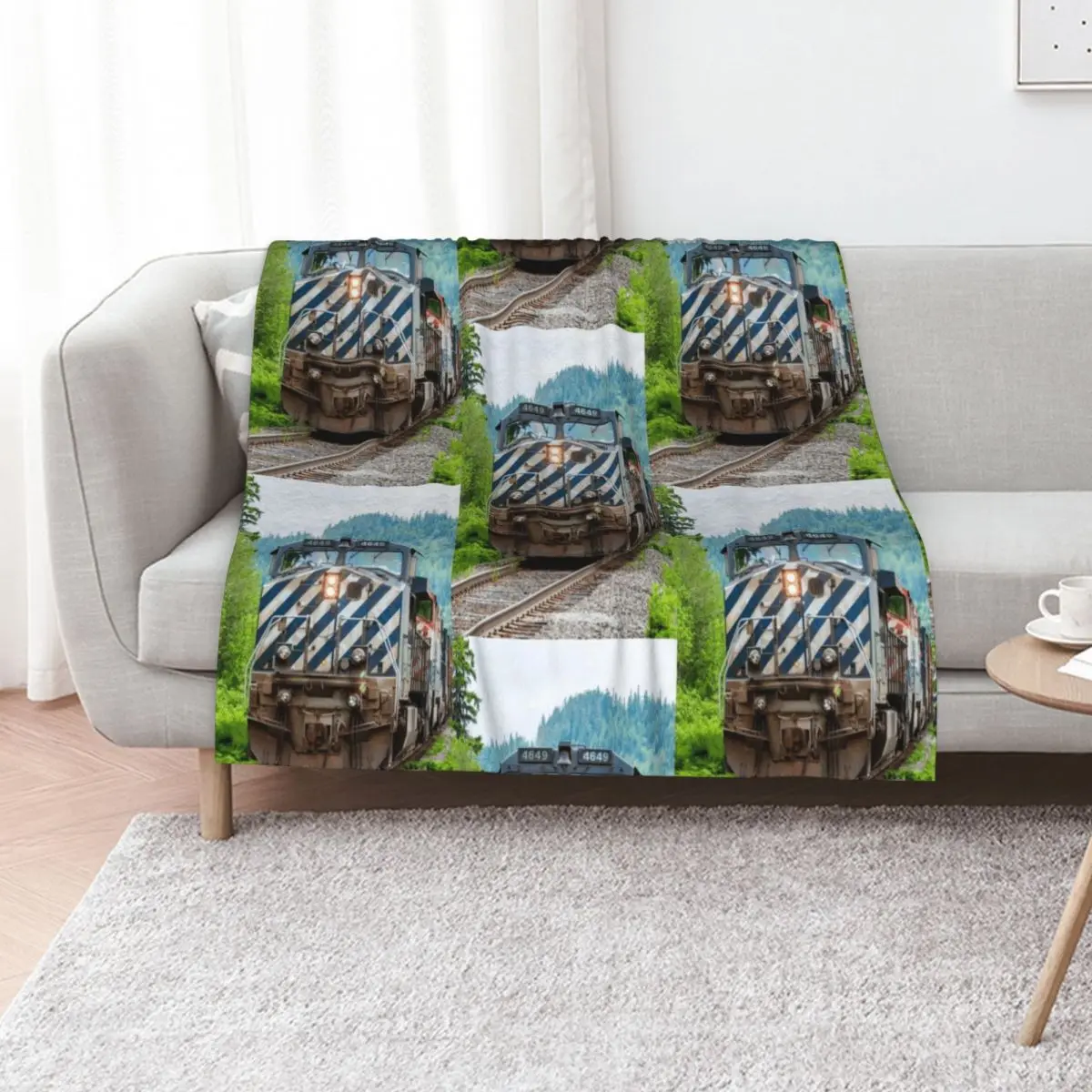 Locomotive in Canada Throw Blanket Thermals For Travel Comforter Single Extra Large Throw Thin For Decorative Sofa Blankets