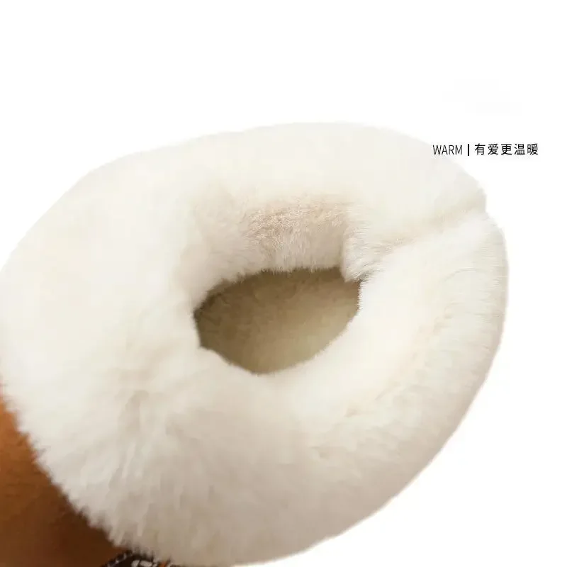 Winter 2026 Kunstwildleder Dicke Warme Lange Plüsch-Hausschuhe für Damen Innen- und Außenbereich Plateau-Schneestiefel Damen-Stickerei-Pantoletten – Detail 6