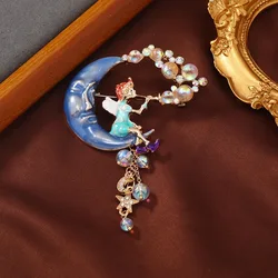 Retro Heavy Industry Glaze Colorful Moon Minion Brooch Medieval Alloy Tassel Pendant Enamel Drop Oil Emblem Men/ Women Ornament