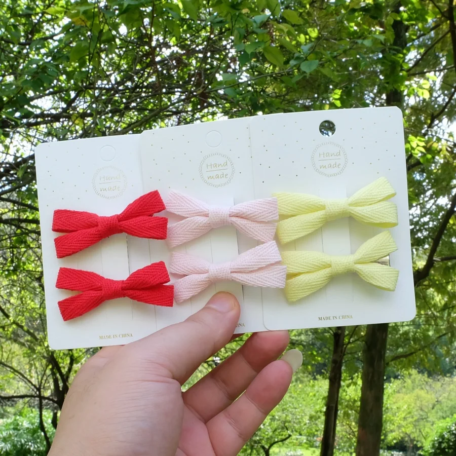 Рисунок 3 - заколки для волос с бантом и ц