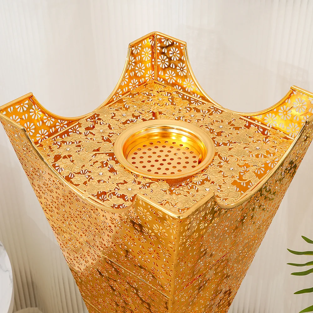 European-style church incense burner aromatherapy table, gold-plated classic four-corner incense burner, Middle East