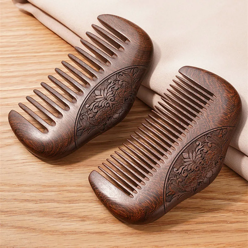

Двусторонняя резная антистатическая расческа для массажа кожи головы из сандалового дерева, расческа для распутывания волос ручной работы, карманная расческа для гладких и блестящих волос