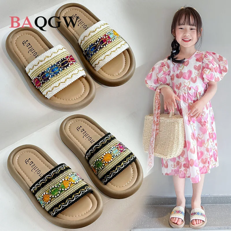 2024 Summer New Fashion Women's Slippers Flat Shoes for Women Open Toed Comfort Outdoor Beach Luxury Slippers Ladies Designers