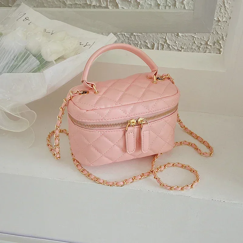 Solid Flap Pocket Interior Compartment Shoulder Bags Fashion New Bags for Women Interior Zipper Pocket Pu Women\'s Handbags