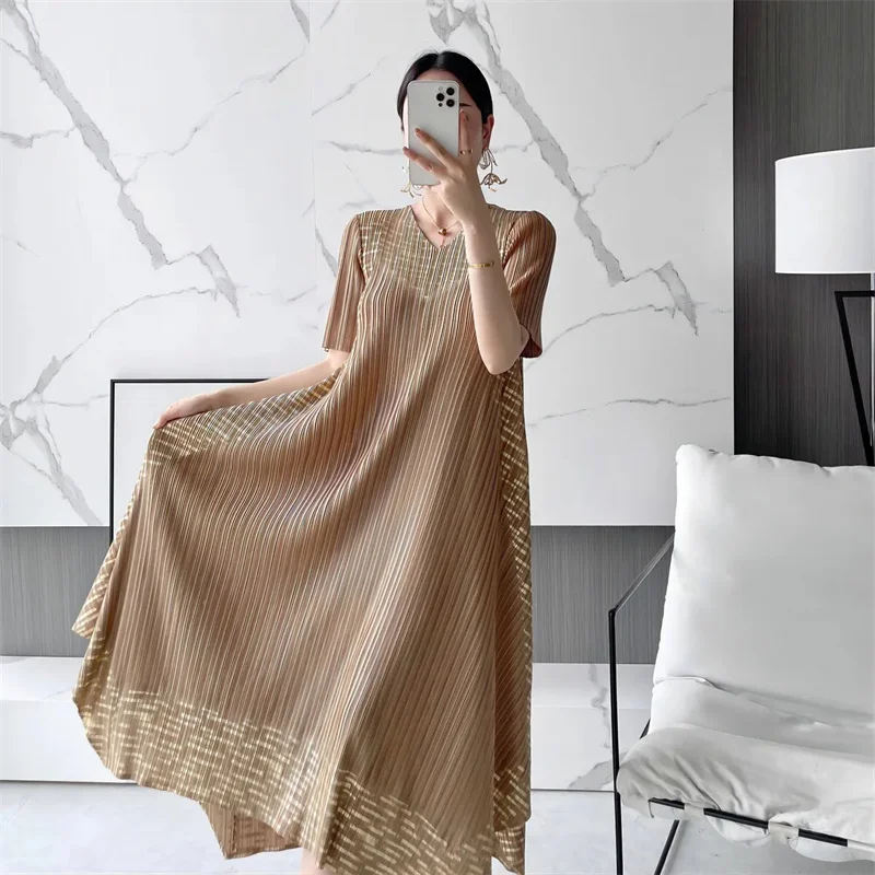 Fashion 5XL 2025 Summer Elegant End Fashionable Dress With Added Fat Plus Size Mother's Outfit Pleated Long Dress Female Elegant