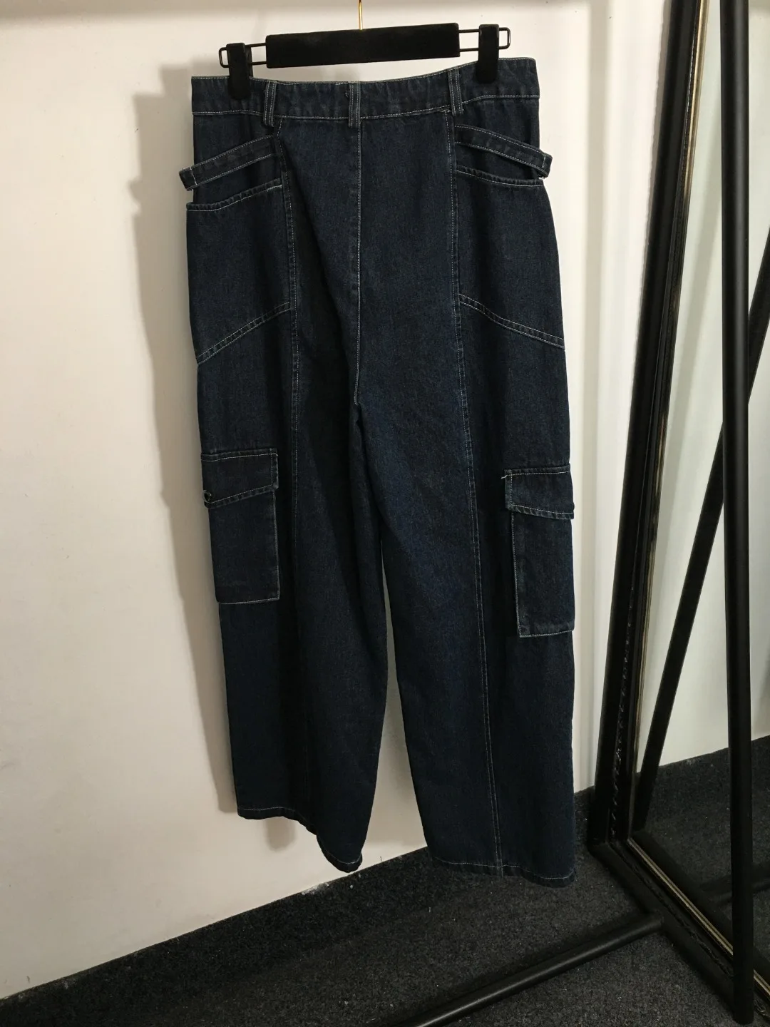 

24 new luxury side pocket cargo denim trousers, blue