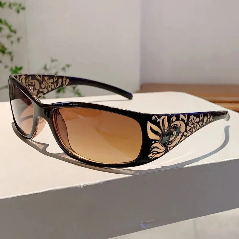 Fashion Women's Rhinestones Sunglasses Y2K Korean Styles Cat Eye Sun Glasses Sport Sunglasses UV400 Shades Eyewear Ladies