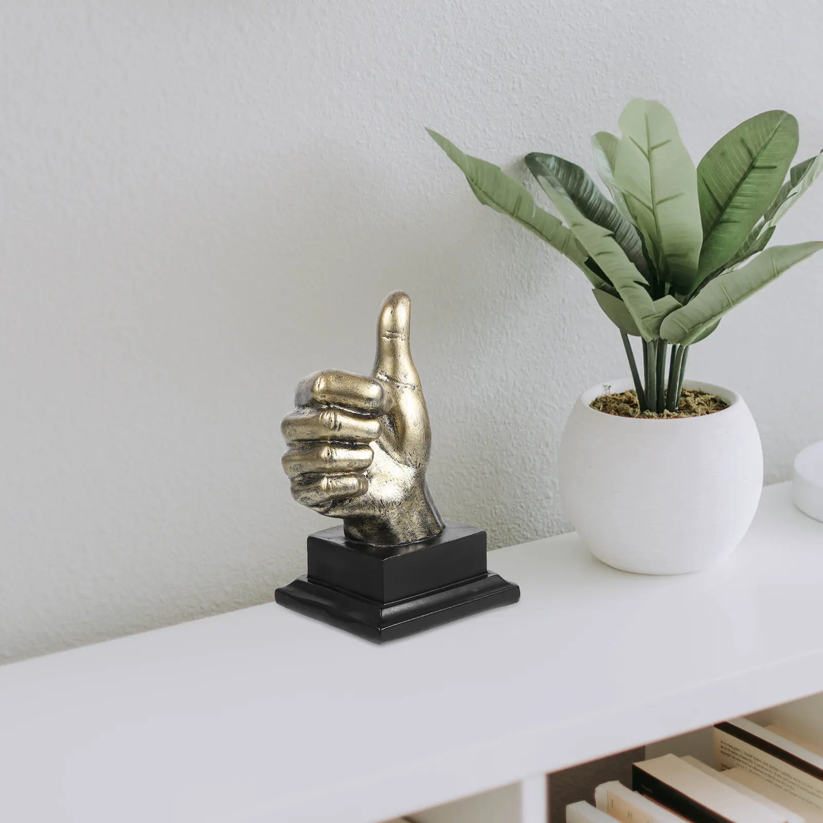 Retro Finger Resin Gesture Ornament Unique Desktop Home Office Decoration Decorative Resin Craft Retro Gesture Finger Model