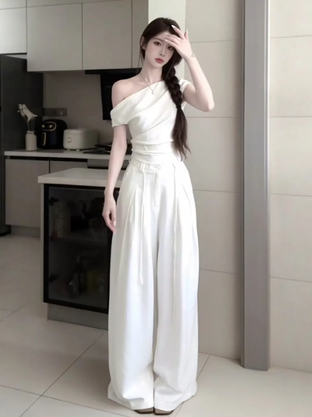 

Retro Unique Casual Shoulder Top And Pants Set Youthful Summer Outfit Short Sleeve Comfortable Cotton T-Shirt Style