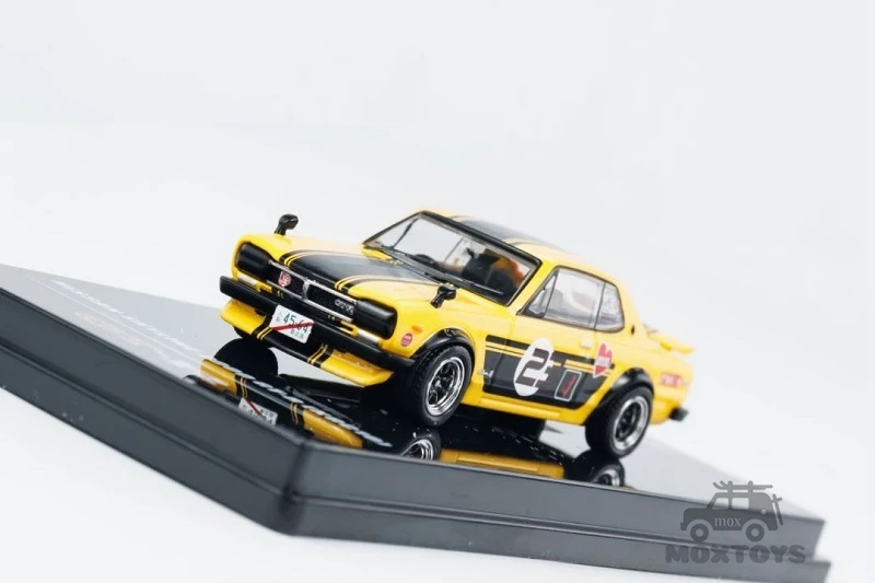 INNO 1:64 SKYLINE 2000 GT-R (KPGC10) #23 OUTLAW-STYLE Diecast Model Car