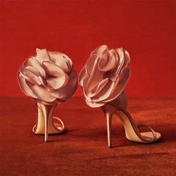 Fashion Flower High Heels 2025 European and American New Round Head Thin Heel Sexy One Belt Banquet Sandals