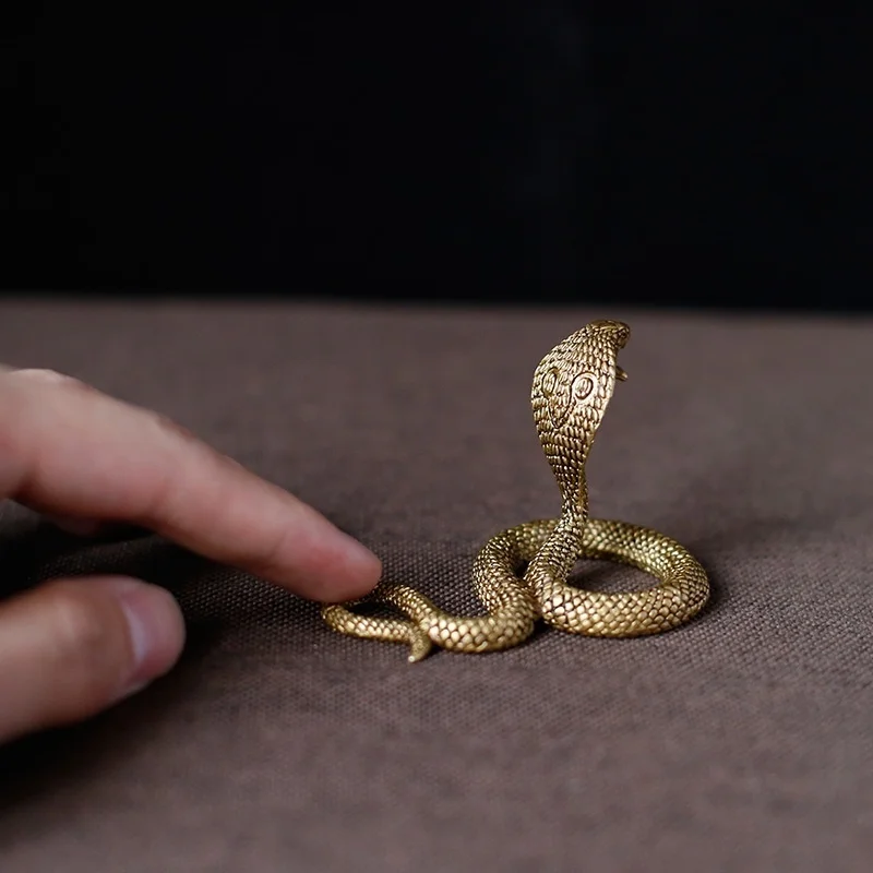 Antique Bronze Cobra Boa Snake Statue Miniature Figurines Copper Zodiac Animal Desk Decorations Tea Pets Ornaments Brass Crafts