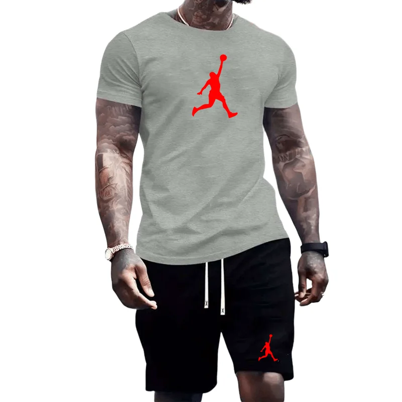 Summer men's T-shirt and shorts set, casual solid color two-piece set, men's luxury brand sportswear, men's fashion clothing