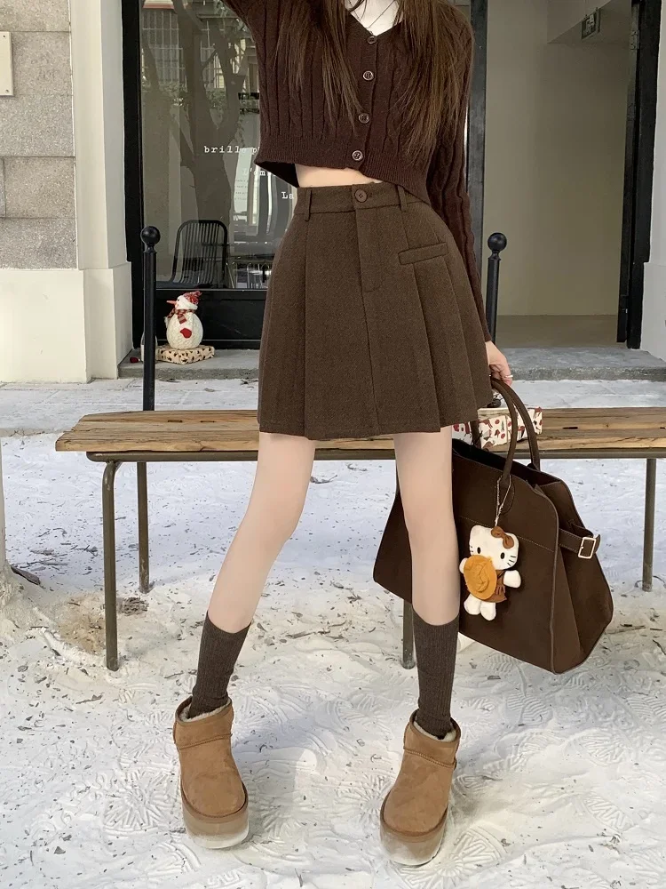 Plus size women clothing High Waist Thick Woolen Skirt New Winter Casual Pleated Skirt Chubby Girl Slimming Short dress Women's