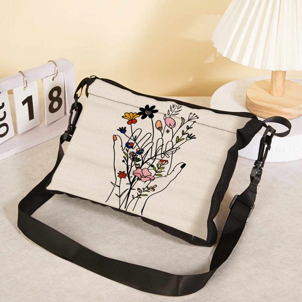 Bolsa transversal com bordado  - Embroidery Design Patterns Flowers avaliação e preço