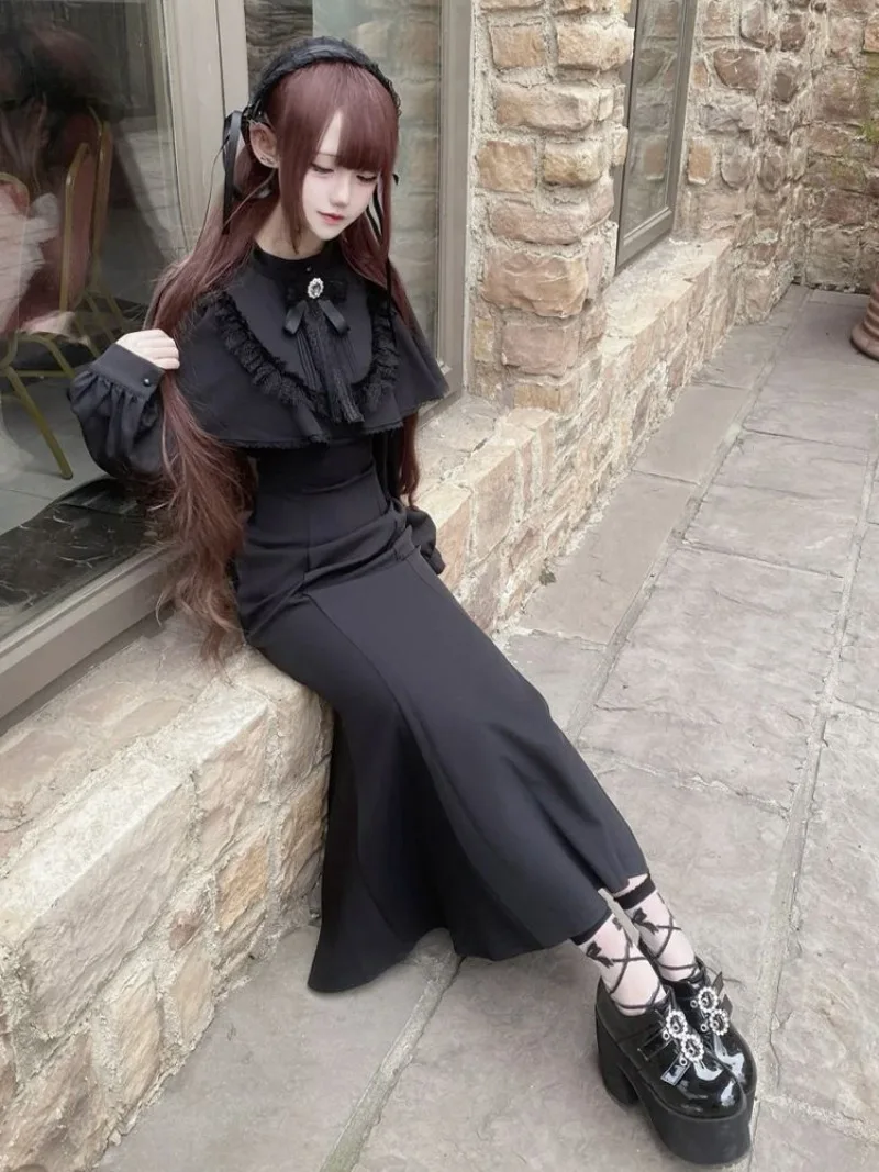 MAGOGO ภาษาฝรั่งเศสคํา Heavy Gothic Lolita สีดําชุดผู้หญิงใหม่ Vintage Elegant Lace แขนยาว Lace - up Slim อารมณ์ชุดยาว