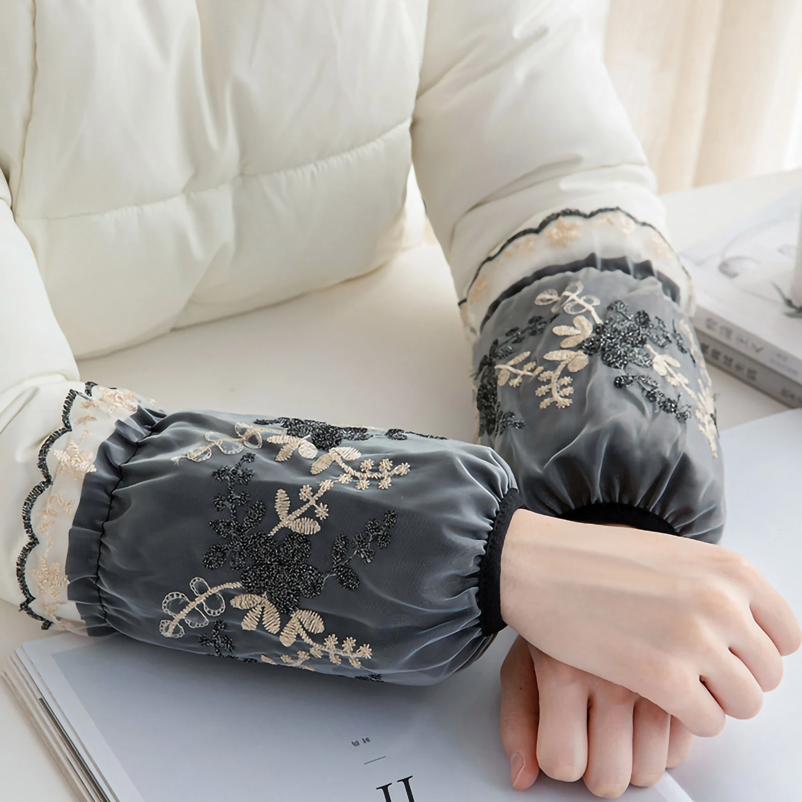 Clothing  Sleeve Lace Dustproof Oversleeve Clothing  Sleeve  Kitchen Sleeve for Outdoor Kitchen Sleeve