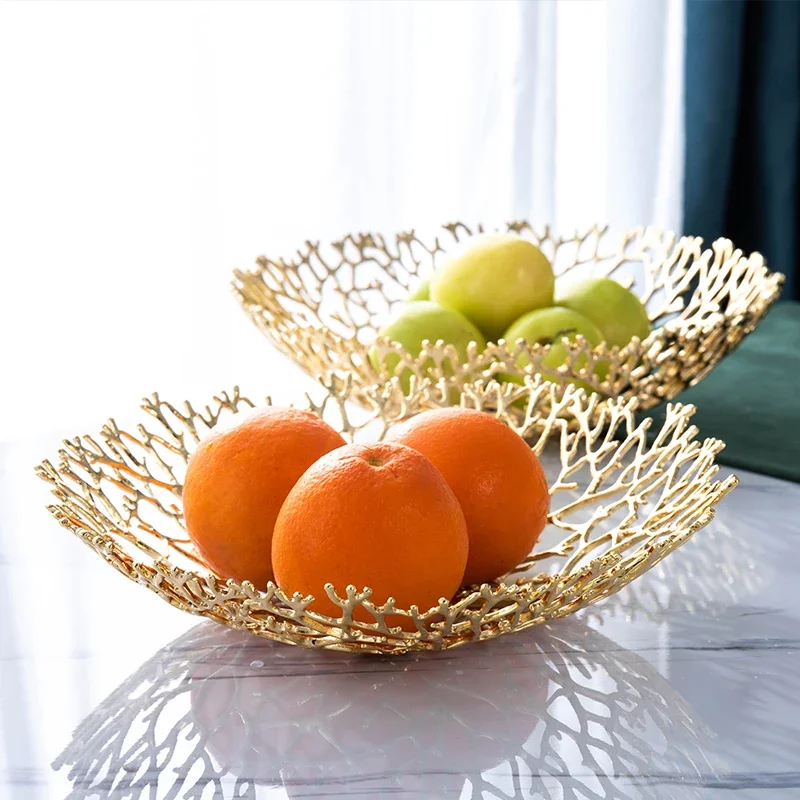 

Iron Art Round Fruit Plate Metal Hollow Out Snack Tray Coffee Table Decorative Dish Household Decoration Tableware