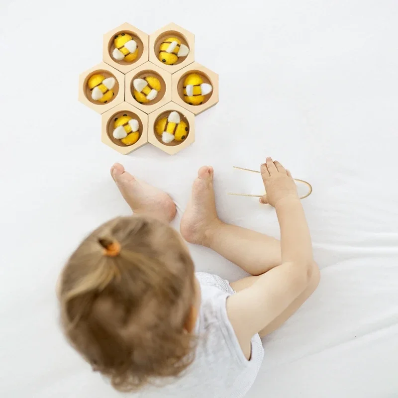 木製パズル蜂のおもちゃモンテッソーリ子供向け細かい運動能力マッチングゲーム早期教育ギフト