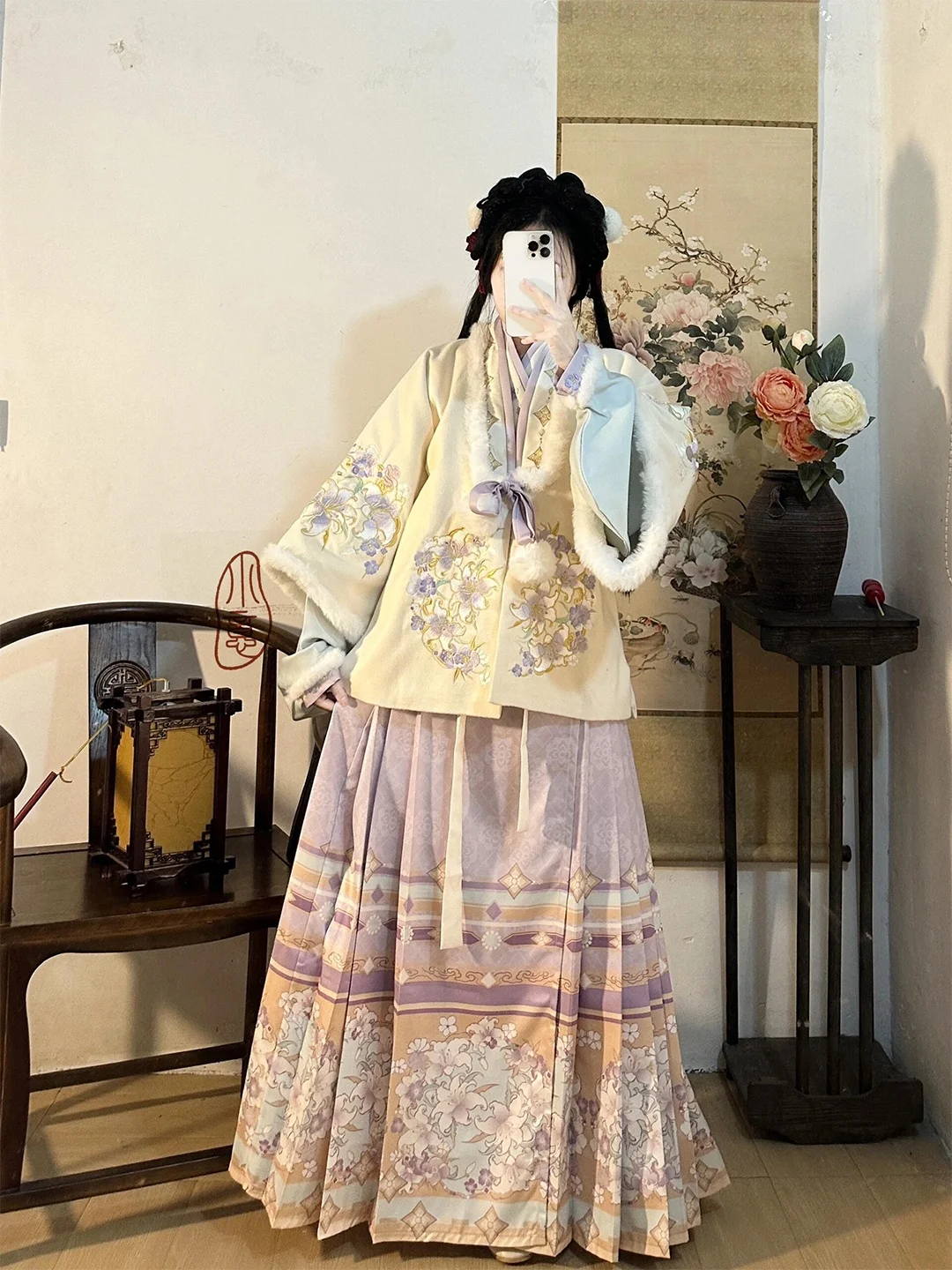 2026 New Women's Ming Dynasty Hanfu Heavy Embroidery Daily Ma Face Skirt Matching Inner Shirt Autumn Winter New Style