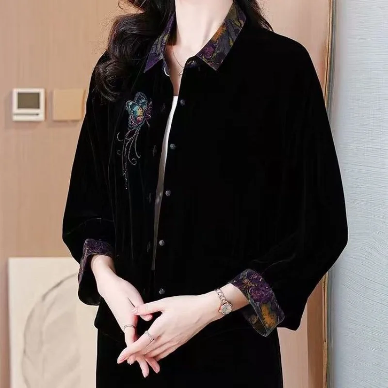 

Осенняя женская новая стильная модная однотонная свободная универсальная повседневная куртка с длинными рукавами и воротником-стойкой на пуговицах