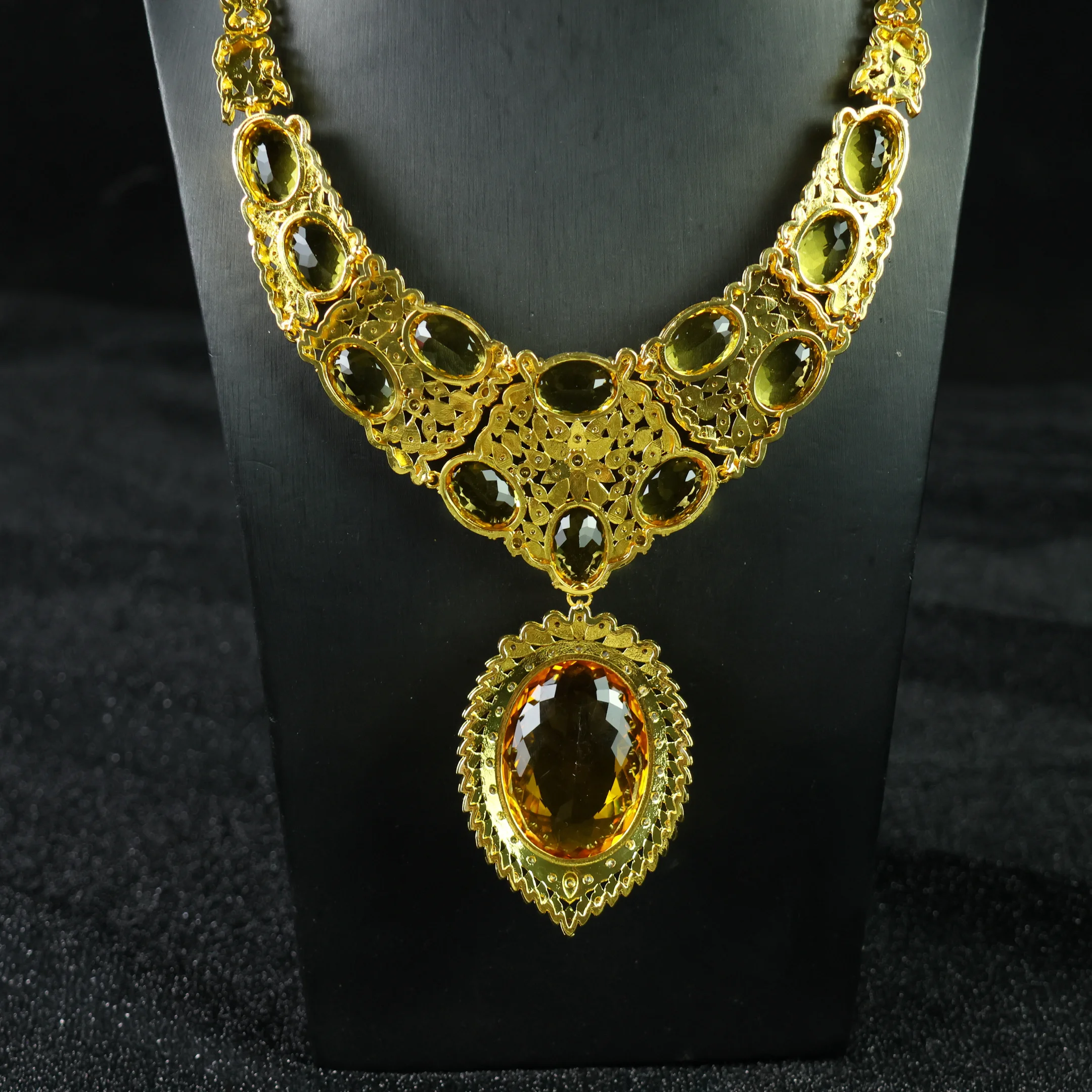 

Ожерелье с натуральным желтым топазом, позолоченное, с крупным кулоном, для женщин, роскошное ювелирное украшение для свадьбы и вечеринок