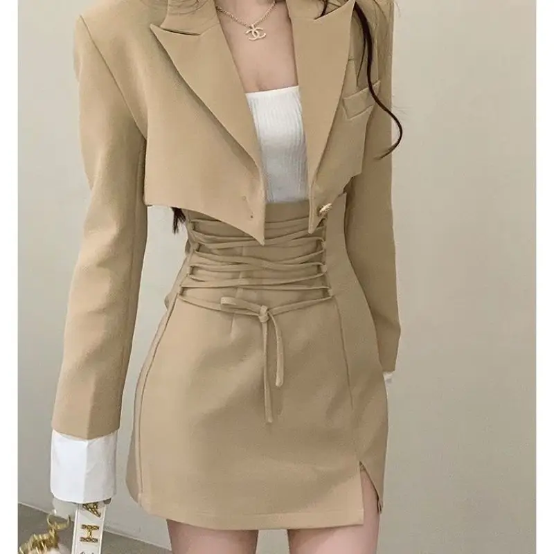 Chaqueta de traje corto de otoño para mujer, minifalda de dos piezas, elegante chaqueta de moda coreana, conjunto de faldas de línea A, ropa femenina