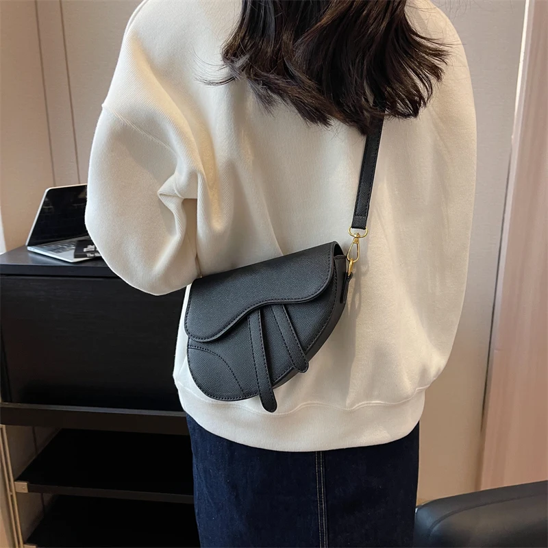 

New Solid Design Saddle Bags Versatile Women's Single Shoulder Bag Outdoor Leisure Commuting Trend Женская сумочка
