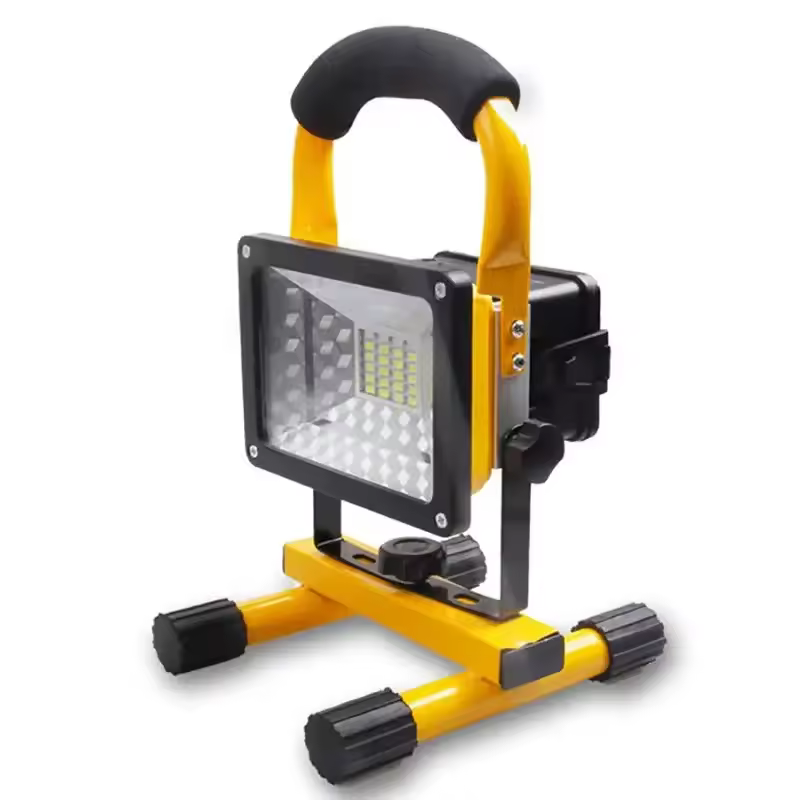 תאורת עבודה LED נטענת 30W 2400LM תאורת הצפה בחוץ עמידה במים IP65 תאורת מחנאות אבטחה לתאורה בחוץ / ציד