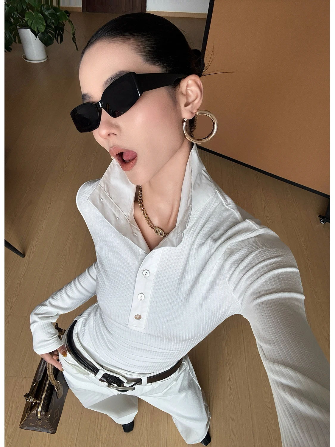 

CIZZLEMORE Gentle Mist f Open Collar Long Sve Slim Fit White Base Shirt Women's Fashion Cotton Polyester Blend Top