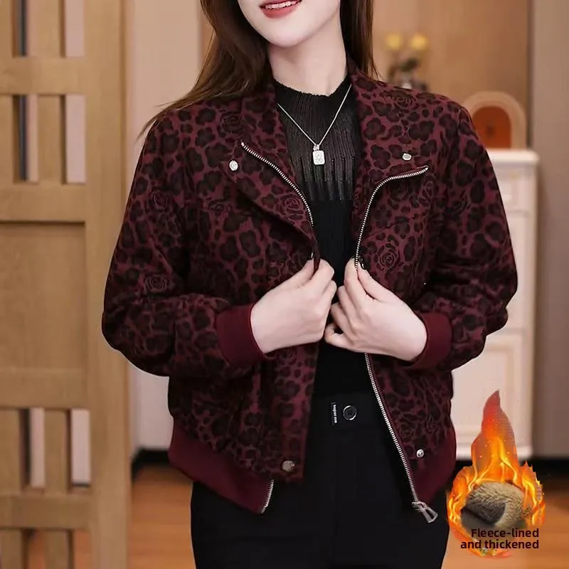 

Модный топ с леопардовым принтом для женщин, свободный повседневный крой, осень 2025, стройнящий, трендовый, для миниатюрных дам