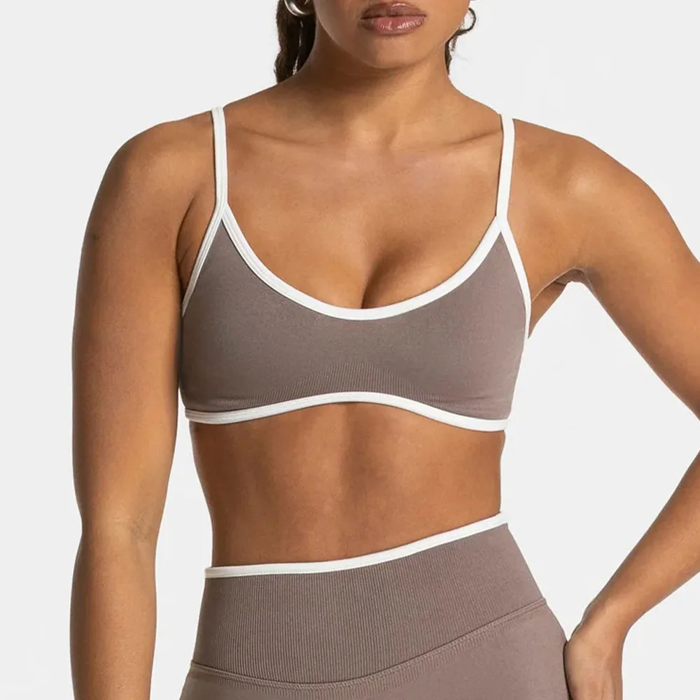 ホワイトコントラストカラーデザインスリングスポーツ下着通気性ヨガブラアウトドアフィットネスヨガトップスポーツベスト