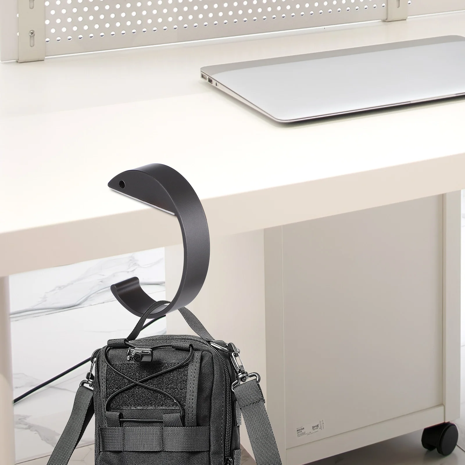 

2Pcs Desk Purse Hook Lightweight Aluminum Handbag Hanger Portable Non-Slip Bag Holder for Table Backpack Purse Hook for Table