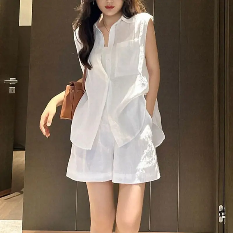 

Luxury High Quality White Shorts Set Womens Outfits 2-Piece Set Lazy Sleeveless Shirt Shorts Casual Suit Vacation Streetwear