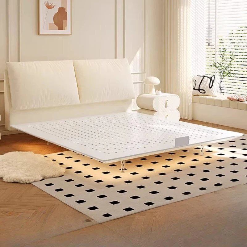 

Soft carbon steel frame, suspended bed, French cream wind, master bedroom double bed