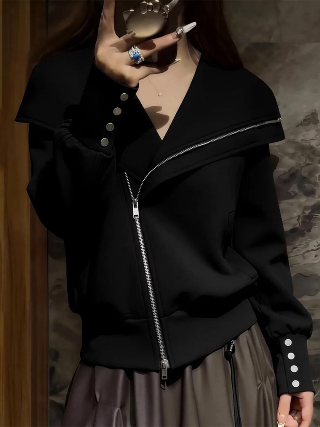Black Lapel Jacket 2026 New Style Spring Fashionable Unique Beautiful Hoodie Women's Short Outerwear Casual Commute Style