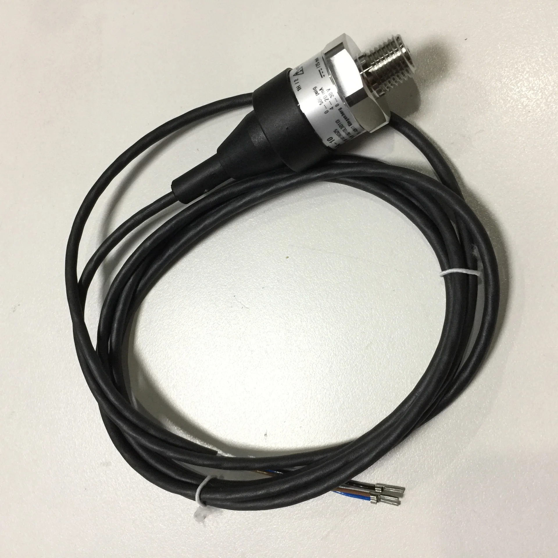 De WIKA Pressure Sensor A-10 0-500PSI Output 4-20MA 1/4NPT Thread