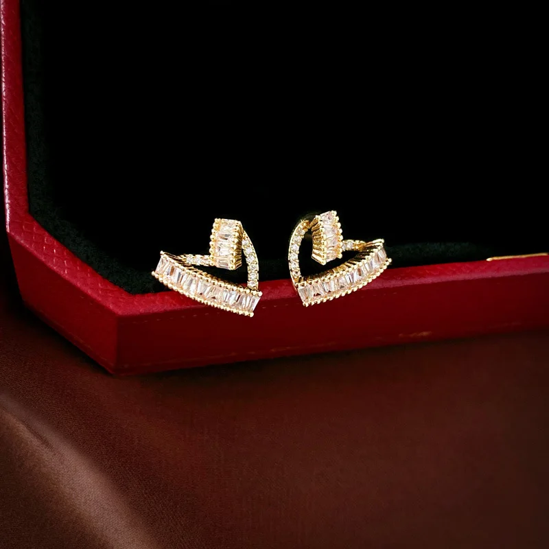 Zircon hollow love silver needle earrings real gold electroplating fashion light luxury simple temperament advanced sense women
