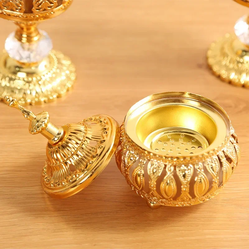 Creative Hollow Tower Incense Burner Arabic Style Incense Burner for Home Hotel Decoration Golden Metal Bakhoor Incense Holder