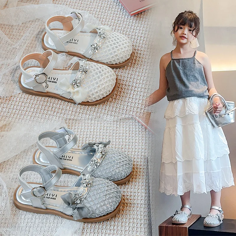 

Children Casual Sandals for Girls 2025 Summer New Fashion Korean Style Soft Bottom Anti-slippery Versatile Chic Cut-outs Shoes