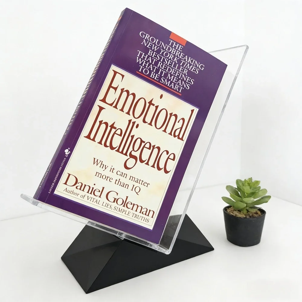 ความฉลาดทางอารมณ์ แดเนียล กอล์แมนเหตุใดจึงมีความสำคัญมากกว่าไอคิว ทรัพยากรการพัฒนาตนเองเพื่อการเติบโตส่วนบุคคล