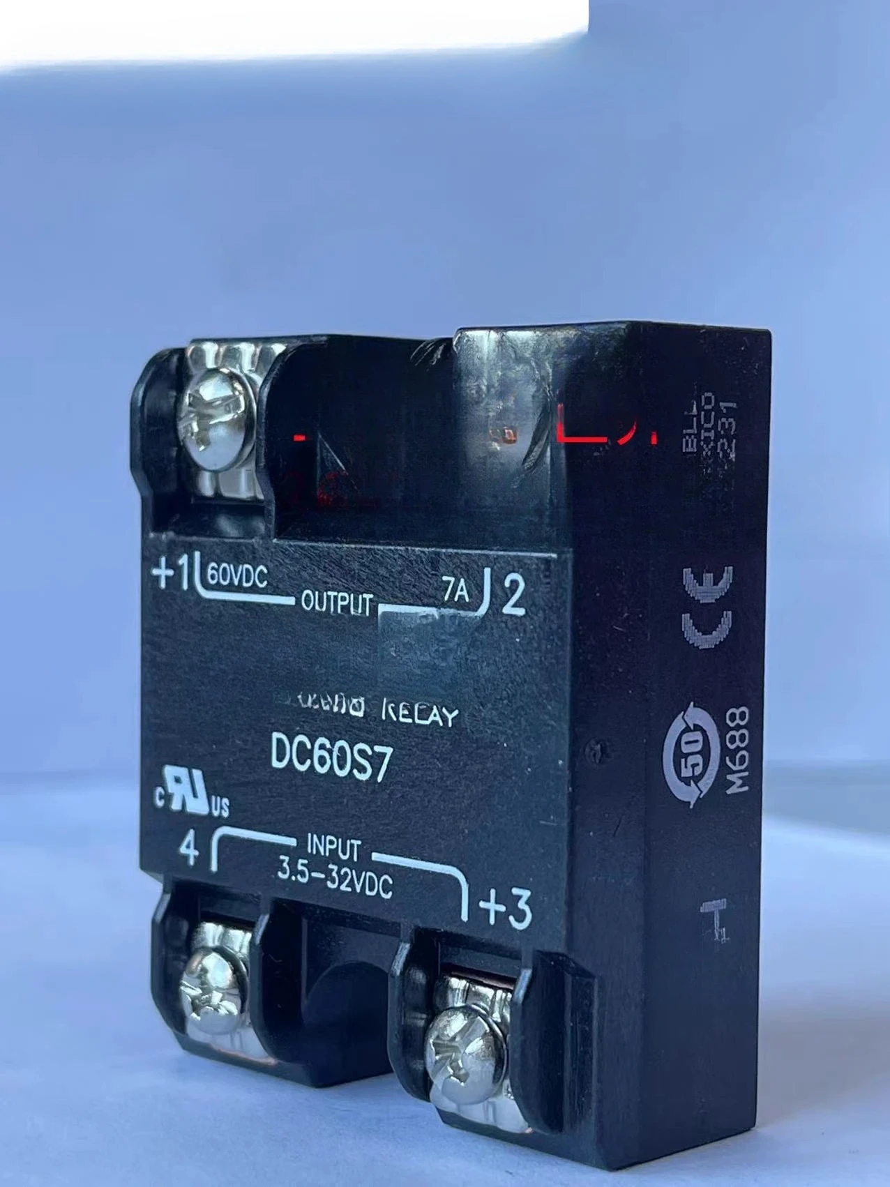 

DC60S7 solid-state relay 7A original genuine product