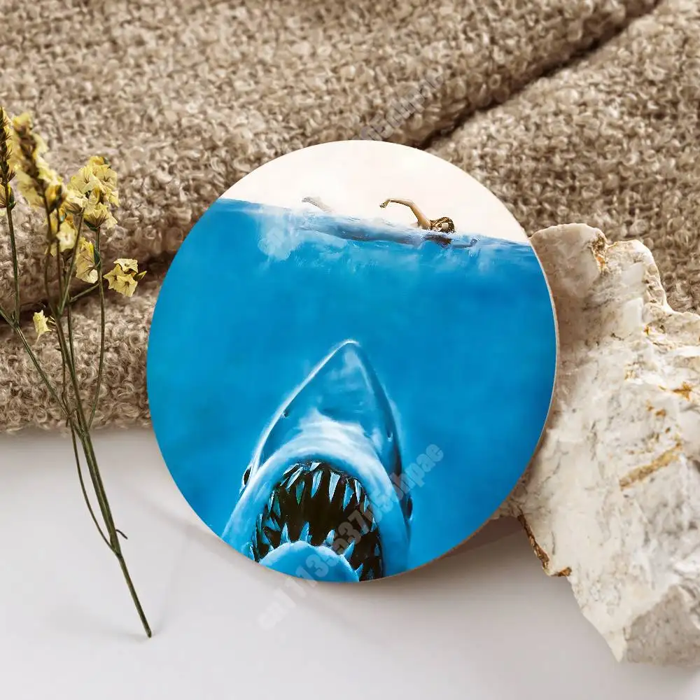 J-JAWS 1975 Steven Movie Spielberg Wooden Cup Mat Americano Beer Milk Water Coaster for Baking Studio