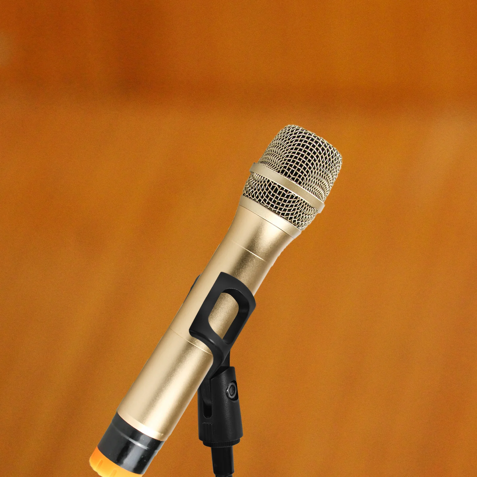 مجموعة واحدة من حامل الميكروفون العالمي القابل للتعديل معقوفة أنبوب مرن حامل الميكروفون مشبك ثابت لإعداد البث المكتبي