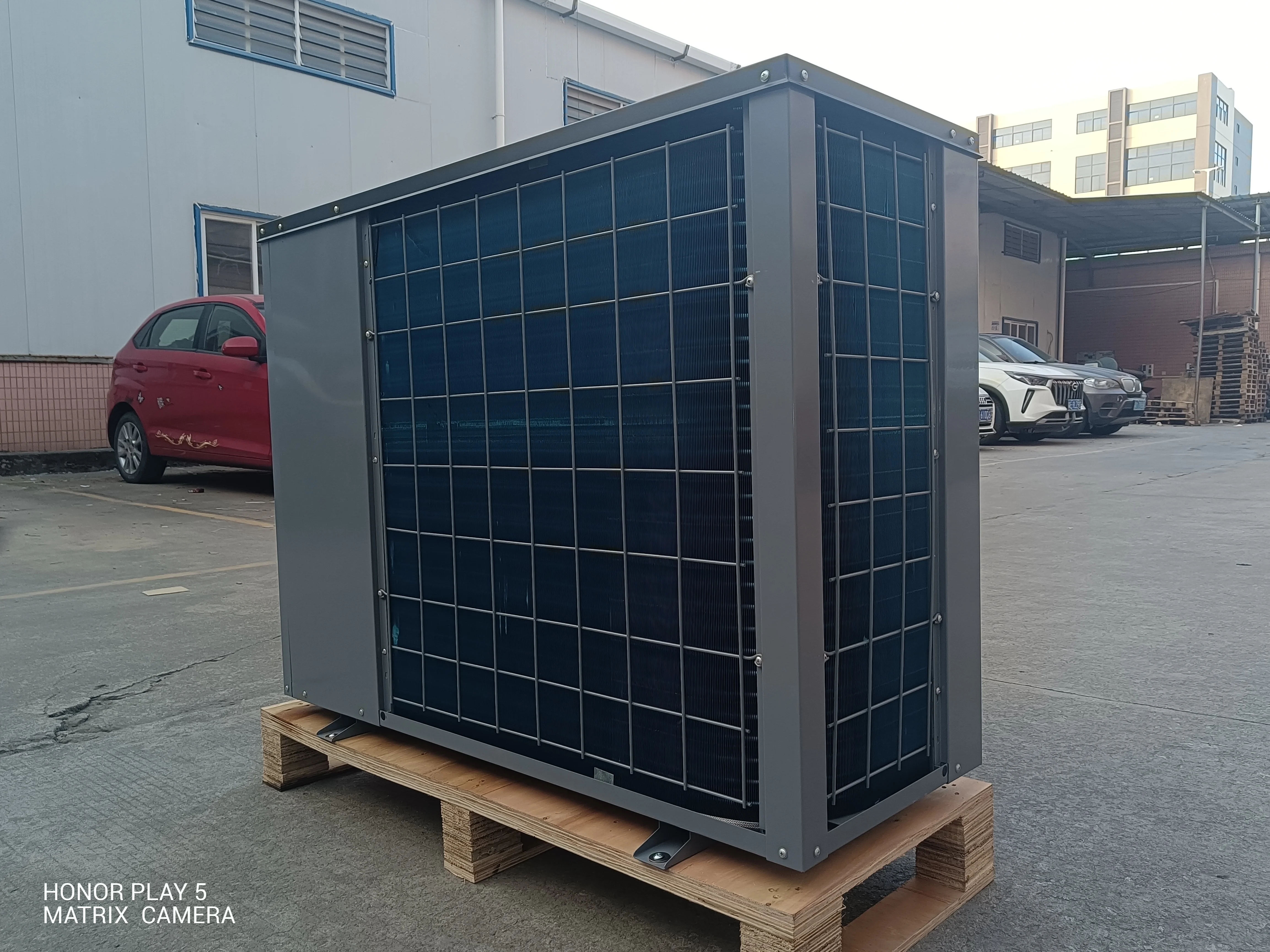 Imagen 7: Bomba de calor con inversor de CC completo Folansi de 8.2 kW para calefacción y refrigeración, bomba de calor monobloque con inversor de CC de fuente de aire.