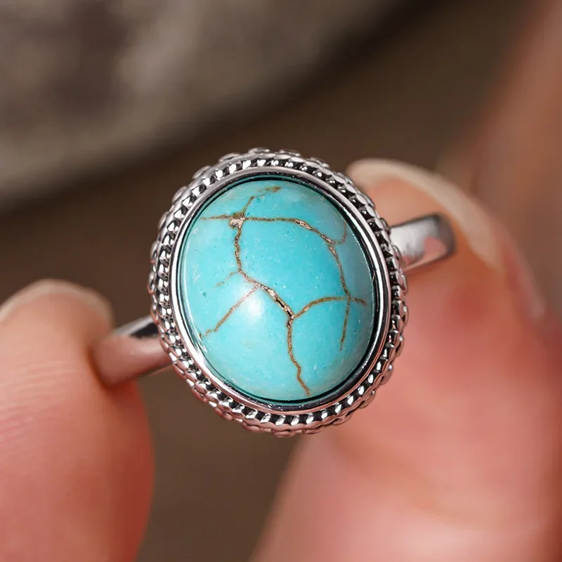 Vintage Inlaid Attending Banquet Rings with A Minimalist and Fashionable Design, Personalized Imitation of Turquoise Jewelry